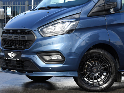 Ford Transit Custom 300 2.0 TDCI L1H1 DC Raptor Edition Camera, Cruise, Carplay, 130pk, Stoelverarming, Sport pakket, 2 x Schuifdeur, multimedia, Sensoren, Uniek! foto 7