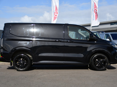 Ford Transit Custom 300 2.0 TDCI L1H1 Limited Black Edition Camera, Cruise, Carplay, LED, Stoelverwarming , 150pk, Sensoren, Trekhaak, Multimedia, Uniek! foto 10