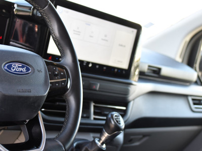 Ford Transit Custom 300 2.0 TDCI L1H1 Limited Black Edition Camera, Cruise, Carplay, LED, Stoelverwarming , 150pk, Sensoren, Trekhaak, Multimedia, Uniek! foto 13