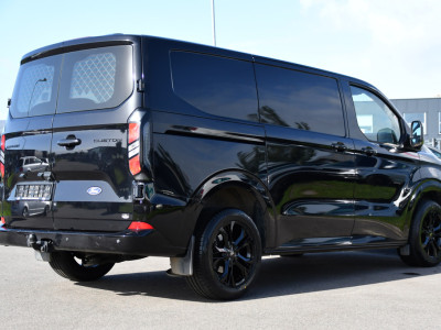 Ford Transit Custom 300 2.0 TDCI L1H1 Limited Black Edition Camera, Cruise, Carplay, LED, Stoelverwarming , 150pk, Sensoren, Trekhaak, Multimedia, Uniek! foto 6