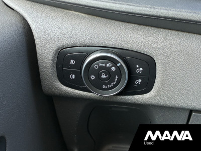 Ford Transit Custom 300 2.0 TDCI L1H1 Limited DC Automaat Trekhaak Camera Airco Stoelverwarming Voorruitverwarming 16