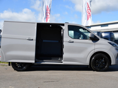 Ford Transit Custom 300 2.0 TDCI L1H1 Limited PB Edition Camera, Cruise, Carplay, LED, 136pk, Automaat, Sensoren, Trekhaak, Stoelverwarming, 136pk, Uniek! foto 11