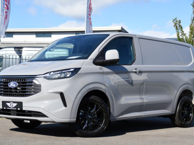 Ford Transit Custom 300 2.0 TDCI L1H1 Limited PB Edition Camera, Cruise, Carplay, LED, 136pk, Automaat, Sensoren, Trekhaak, Stoelverwarming, 136pk, Uniek! foto 4