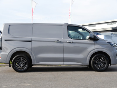 Ford Transit Custom 300 2.0 TDCI L1H1 Limited PB Edition Camera, Cruise, Carplay, LED, Stoelverwarming, 136pk, Automaat, Trekhaak, Multimedia, Uniek! foto 10
