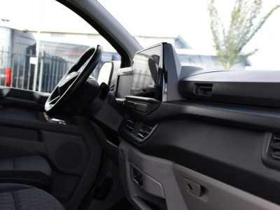 Ford Transit Custom 300 2.0 TDCI L1H1 Limited PB Edition Camera, Cruise, Carplay, LED, Stoelverwarming, 136pk, Automaat, Trekhaak, Multimedia, Uniek! foto 18