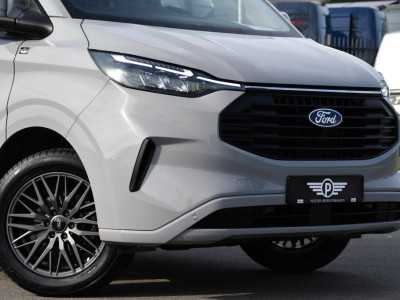 Ford Transit Custom 300 2.0 TDCI L1H1 Limited PB Edition Camera, Cruise, Carplay, LED, Stoelverwarming, 136pk, Automaat, Trekhaak, Multimedia, Uniek! foto 8