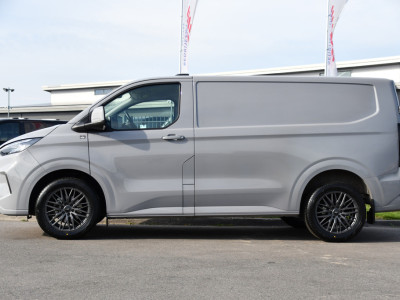 Ford Transit Custom 300 2.0 TDCI L1H1 Limited PB Edition Camera, Cruise, Carplay, LED, Stoelverwarming, 136pk, Automaat, Trekhaak, Multimedia, Uniek! foto 9