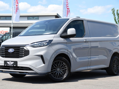 Ford Transit Custom 300 2.0 TDCI L1H1 Limited PB Edition Virtual, Camera, Cruise, Carplaym LED, Stoelverwarming, 136pk, Automaat, Luxe stoel, Sensoren, Multimedia, Uniek! 4