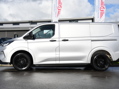 Ford Transit Custom 300 2.0 TDCI L1H1 PB Edition Virtual, Camera, Cruise, Carplay, 2 x Schuifdeur, Stuur verwarming, 136pk, Automaat, Stoelverwarming, Uniek! foto 10