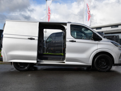 Ford Transit Custom 300 2.0 TDCI L1H1 PB Edition Virtual, Camera, Cruise, Carplay, 2 x Schuifdeur, Stuur verwarming, 136pk, Automaat, Stoelverwarming, Uniek! foto 12