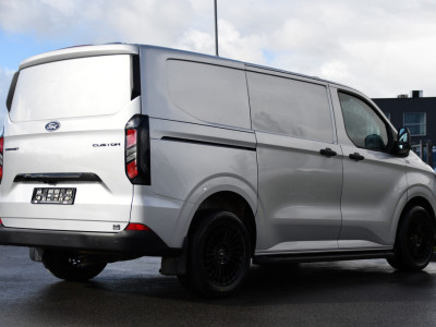Ford Transit Custom 300 2.0 TDCI L1H1 PB Edition Virtual, Camera, Cruise, Carplay, 2 x Schuifdeur, Stuur verwarming, 136pk, Automaat, Stoelverwarming, Uniek! foto 6