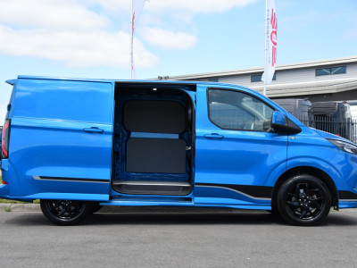 Ford Transit Custom 300 2.0 TDCI L1H1 Sport Camera, Cruise, Carplay, Virtual, 170pk, Stoelverwarming, Automaat, LED, Multimedia, Sensoren, Uniek! 11