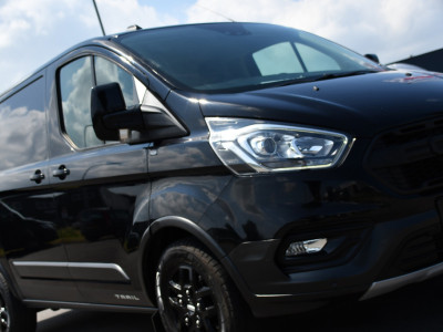 Ford Transit Custom 300 2.0 TDCI L1H1 Trail Camera, Cruise, Carplay, LED, Stoelverwarming, Leder, LM Velgen, 130pk, Mulitmedia, Sensoren, Uniek! 17
