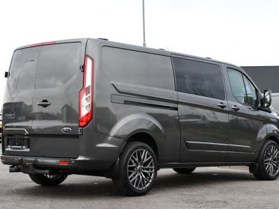 Ford Transit Custom 300 2.0 TDCI L2H1 DC Raptor Edition Limited Camera, Cruise, Carplay, 130pk, Automaat, Sensoren, Multimedia, 2 x Schuifdeur, UNIEK! foto 6