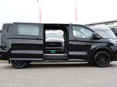 Ford Transit Custom 300 2.0 TDCI L2H1 Limited Black Edition Adaptieve Cruise, Camera, Carplay, LED, 2 x Schuifdeur, Automaat, 170pk, Stoelverwarming, Sensoren, Uniek! foto 11
