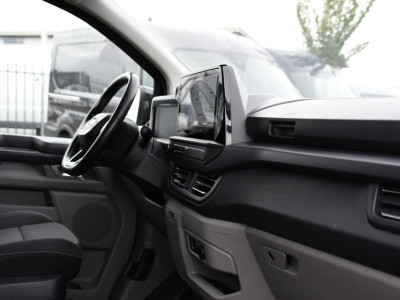 Ford Transit Custom 300 2.0 TDCI L2H1 Limited Black Edition Adaptieve Cruise, Camera, Carplay, LED, 2 x Schuifdeur, Automaat, 170pk, Stoelverwarming, Sensoren, Uniek! foto 18