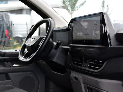 Ford Transit Custom 300 2.0 TDCI L2H1 Limited Camera, Cruise, Carplay, Virtual, 136pk, Stoelverwarming, Automaat, LED, Multimedia, Sensoren, Uniek! 19