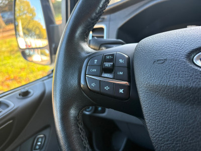 Ford Transit Custom 300 2.0 TDCI L2H1 Limited DC170PK|DUBBELCABINE|automaat|ACC|stoelverwarming|trekhaak|blind spot|apple carplay foto 2