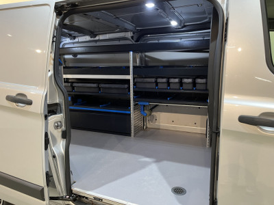 Ford Transit Custom 300 2.0 TDCI L2H1 Trend 130 PK / Servicebus / Sortimo Inrichting / Euro 6 / Airco / Cruise Control / PDC / Klep / 3-Zits foto 39