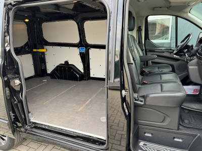 Ford Transit Custom 310 2.0 TDCI 170pk L1H1 Sport | D-riem nieuw | Trekhaak | Navi | Raptor | DAB | Cruise | Betonplex foto 11
