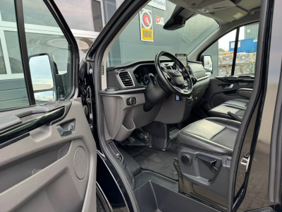Ford Transit Custom 310 2.0 TDCI 170pk L1H1 Sport | D-riem nieuw | Trekhaak | Navi | Raptor | DAB | Cruise | Betonplex foto 14