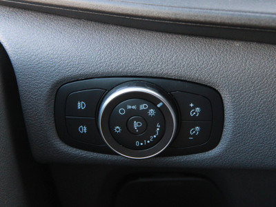 Ford Transit Custom 320 2.0 TDCI 130PK L2H1 Trend / Trekhaak / Imperiaal / Navi / 3 zits 15