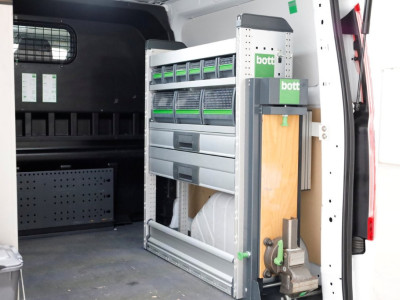 Ford Transit Custom 320 2.0 TDCI 130pk Automaat L2H1 Trend D.C. Inrichting 10-2022 foto 14