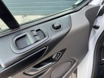 Ford Transit Custom 320 2.0 TDCI 130pk L2H1 Trend | Cruise | Bluetooth | DAB | PDC | Vooruitverw. | Betonplex | EURO6 foto 14