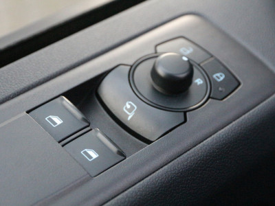 Ford Transit Custom 320 2.0 TDCI 136 | L1H1 | LED | Camera | Navi | Clima.. 20