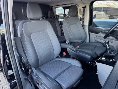 Ford Transit Custom 320 2.0 TDCI 136pk L1H1 Limited DC 5P | L+R SCHUIF | Trekhaak Elekt. | Navi | ACC | BLIS | Carplay | 17 inch foto 16