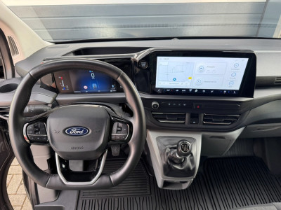 Ford Transit Custom 320 2.0 TDCI 136pk L2H1 Limited | Trekhaak | Navi | LED | Keyfree | Stoelverw. | CarPlay | Camera foto 3