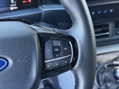 Ford Transit Custom 320 2.0 TDCI 136pk L2H1 Limited | Trekhaak | Navi | LED | Keyfree | Stoelverw. | CarPlay | Camera | 16 inch foto 17