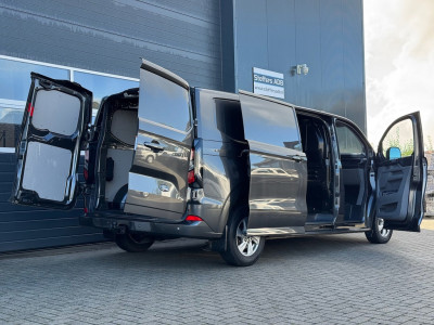 Ford Transit Custom 320 2.0 TDCI 136pk L2H1 Limited | Trekhaak | Navi | LED | Keyfree | Stoelverw. | CarPlay | Camera | 16 inch foto 2
