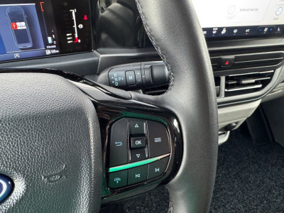 Ford Transit Custom 320 2.0 TDCI 170pk AWD L2H1 Limited DC Automaat | 6-pers | Trekhaak | Navi | Winterpack | ACC | BLIS | 4WD foto 19