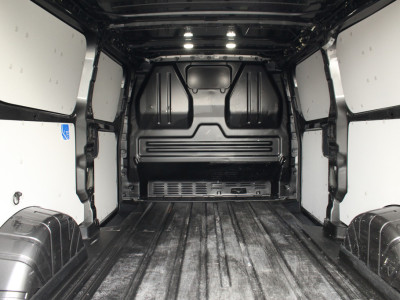 Ford Transit Custom 320 2.0TDCI 170pk L2H1 Limited | L+R Zijdeur | Automaat | Cruise | Carplay/Android | Keyless | Camera | Lease 627,- p/m foto 9