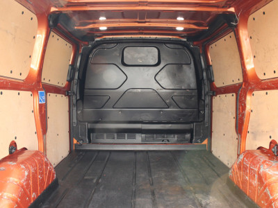 Ford Transit Custom 320 2.0TDCI 185pk L1H1 Sport | Automaat | L+R Zijdeur | Trekaak | Camera | Carplay/Android | Lease 360,- p/m foto 9