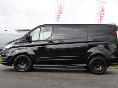 Ford Transit Custom 320 2.0 TDCI L1H1 Sport Adaptieve Cruise, Camera, Carplay, Leder, 2 x Schuifdeur, LED, Automaat, Stoelverwarming, Uniek! foto 9