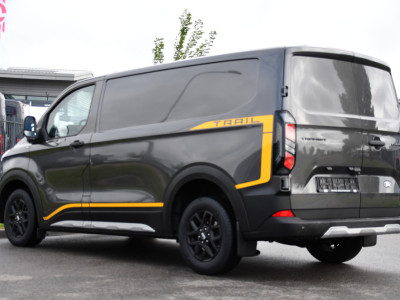 Ford Transit Custom 320 2.0 TDCI L1H1 Trail AWD 4x4 Camera, Cruise, Carplay, B&O, 170pk, LED, Stuurverwarming, Leder, Stoelverwarming, Automaat, Sensoren, Uniek! foto 3