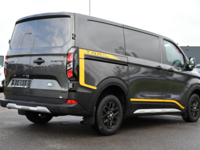 Ford Transit Custom 320 2.0 TDCI L1H1 Trail AWD 4x4 Camera, Cruise, Carplay, B&O, 170pk, LED, Stuurverwarming, Leder, Stoelverwarming, Automaat, Sensoren, Uniek! foto 6