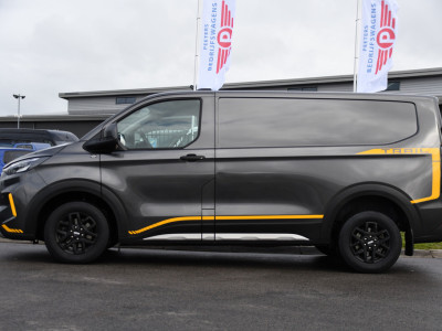 Ford Transit Custom 320 2.0 TDCI L1H1 Trail AWD 4x4 Camera, Cruise, Carplay, B&O, 170pk, LED, Stuurverwarming, Leder, Stoelverwarming, Automaat, Sensoren, Uniek! foto 9
