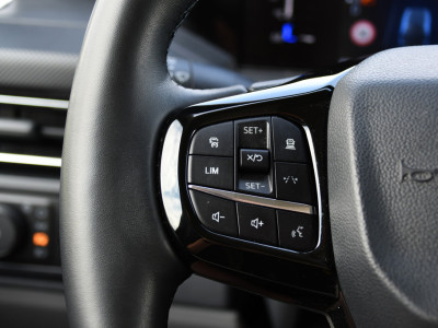 Ford Transit Custom 320 2.0 TDCI L2H1 Limited Black Edition Adaptieve Cruise, Camera, Carplay, 2 x Schuifdeur, 170pk, Automaat, Sensoren, Trekhaak, Stoelverwarming, Multimedia, Uniek! foto 15