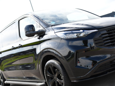 Ford Transit Custom 320 2.0 TDCI L2H1 Limited Black Edition Adaptieve Cruise, Camera, Carplay, 2 x Schuifdeur, 170pk, Automaat, Sensoren, Trekhaak, Stoelverwarming, Multimedia, Uniek! foto 17