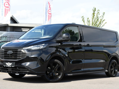 Ford Transit Custom 320 2.0 TDCI L2H1 Limited Black Edition Adaptieve Cruise, Camera, Carplay, 2 x Schuifdeur, 170pk, Automaat, Sensoren, Trekhaak, Stoelverwarming, Multimedia, Uniek! foto 4