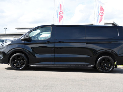 Ford Transit Custom 320 2.0 TDCI L2H1 Limited Black Edition Adaptieve Cruise, Camera, Carplay, 2 x Schuifdeur, 170pk, Automaat, Sensoren, Trekhaak, Stoelverwarming, Multimedia, Uniek! foto 9