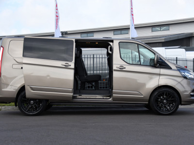 Ford Transit Custom 320 2.0 TDCI L2H1 Limited DC Raptor Edition Camera, Adaptieve Cruise, Carplay, 170PK, Automaat, PDC, 2 x Schuifdeur, Stoelverwarming, Uniek! foto 10