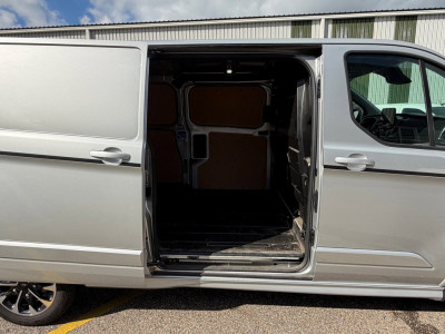 Ford Transit Custom 320 2.0 TDCI L2H1 Sport Automaat 170PK / Dubbel schuifdeur / Trekhaak foto 7