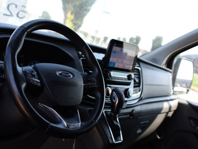 Ford Transit Custom 320 2.0 TDCI L2H1 Sport Black Edition Full Options! adaptieve Cruise, Camera, Carplay, Leder, Stoelverwarming, 185pk, LED, Automaat, Uniek! 2