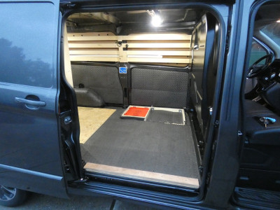 Ford Transit Custom 320 2.0 TDCI L2H1 Sport* navi/cam*xenon* foto 14
