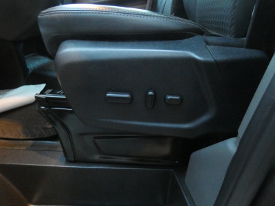 Ford Transit Custom 320 2.0 TDCI L2H1 Sport* navi/cam*xenon* foto 9