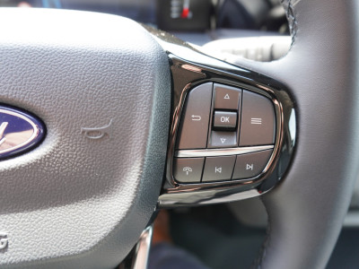 Ford Transit Custom 320L 2.0 TDCI 136pk L2H1 Limited Nr. V153 | Airco | Adap.cruise | Navi | Glaslookpanelen | Spoilers foto 20